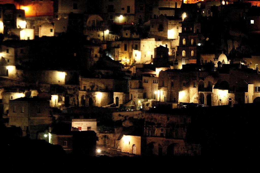 Casa Vacanze Le Esperidi Matera Esterno foto